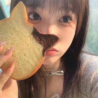 女机械人